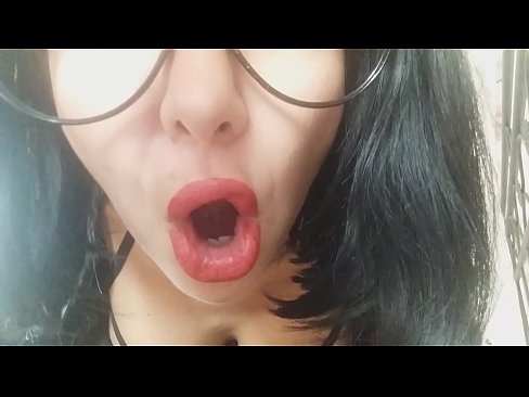 ❤️ Dragă, mama ta vitregă nu te lasă să te duci la școală azi... Am prea multă nevoie de tine... ❤️  at us ☑